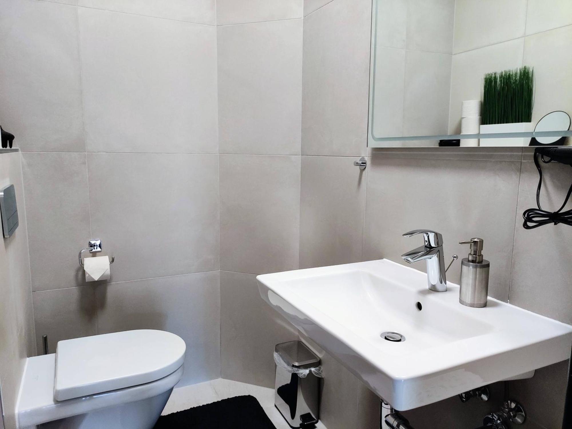 Grand Spa Harrachov - Wellness Luxusni Apartman S Velkou Virivkou, Saunou, Kuchyni A Venkovnim Posezenim V Centru Harrachova Habitación foto